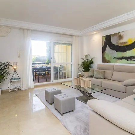 Dunes Waterfront Retreat Marbella
